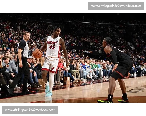 爆发式蜕变!小米切尔季后赛场均 15+6 创生涯新高,热火 2400 万续约锁定后场未来 爆发式蜕变!小米切尔季后赛场均 15+6 创生涯新高,热火 2400 万续约锁定后场未来