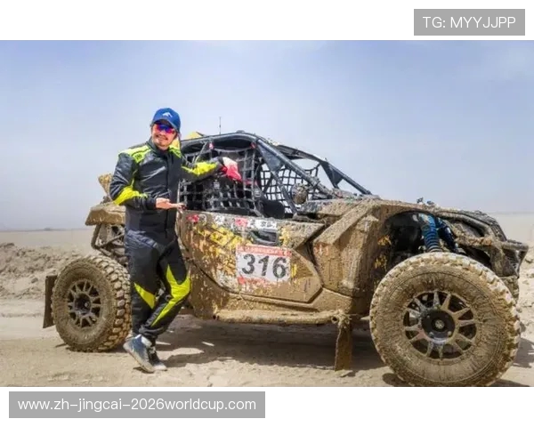 吴京环塔拉力赛狂飙！翻车陷车后逆袭夺赛段冠军
